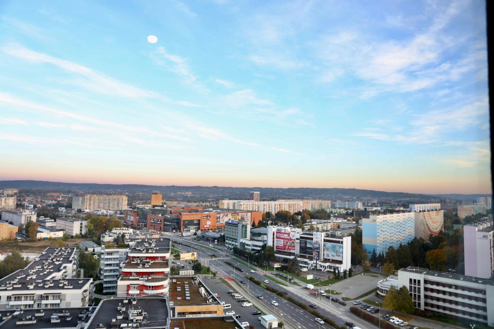 Apartment Capital Towers Scenique *